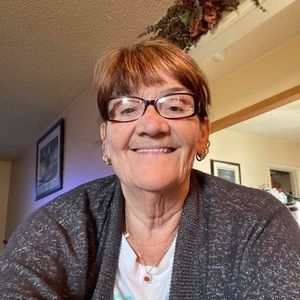 Meet your Posher, Clara